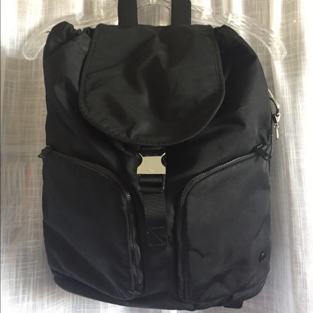 lulu lemon🍋 || drawstring backpack